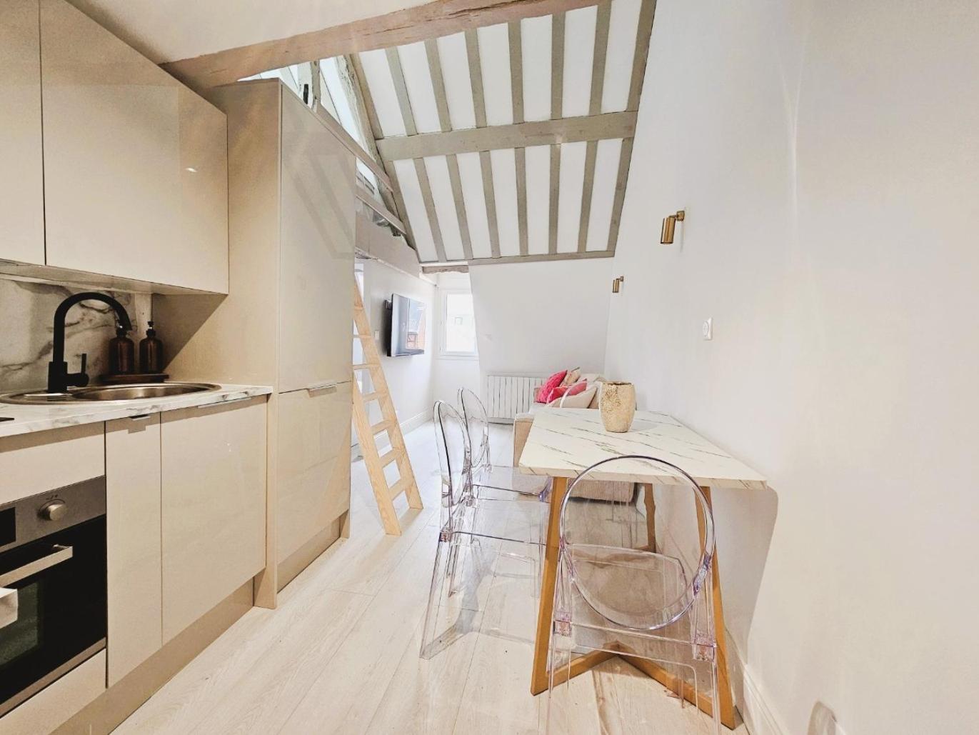 Suite Cathedrale Haut De Gamme + Parking - N°8 Rouen Luaran gambar